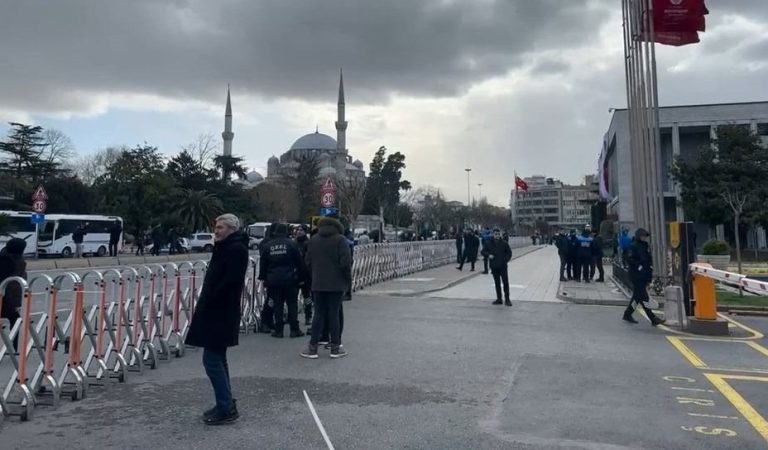 İstanbul’da hangi yollar kapalı? 22 Mart Cumartesi kapalı yollar ve alternatif güzergahlar